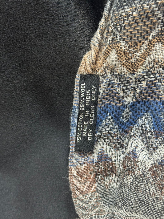 Luxury Wool & Cotton Patterned Shawl with Pom-Pom Trim – Multicolour