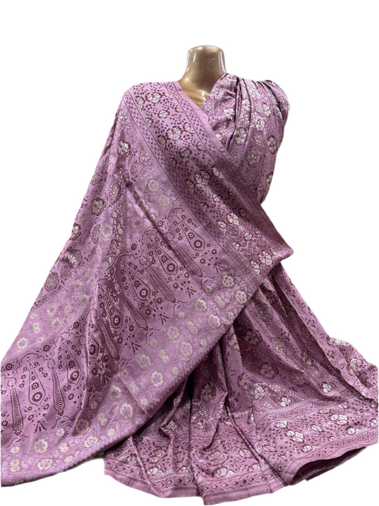 Banarasi Handwoven Silk Sari in Dusty Mauve with Silver Zari Floral Detailing – Crafted in Varanasi
